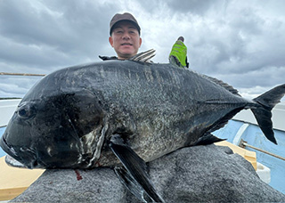 釣魚図鑑 沖縄県与那国島のカジキ釣り漁船 遊漁船 勝丸